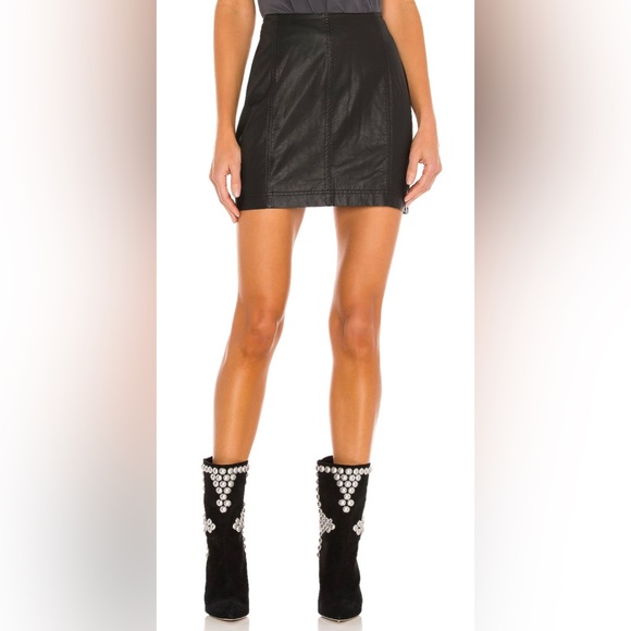 Modern Femme Faux Leather Mini Skirt in Black - Picture 3 of 8